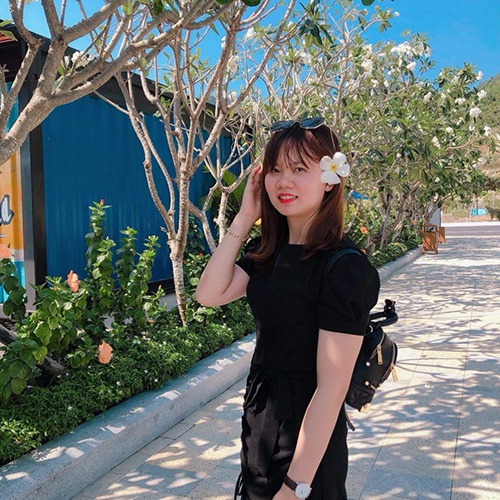 HV. Tuyết Nhung (1991) 1 học viên kế toán việt hưng